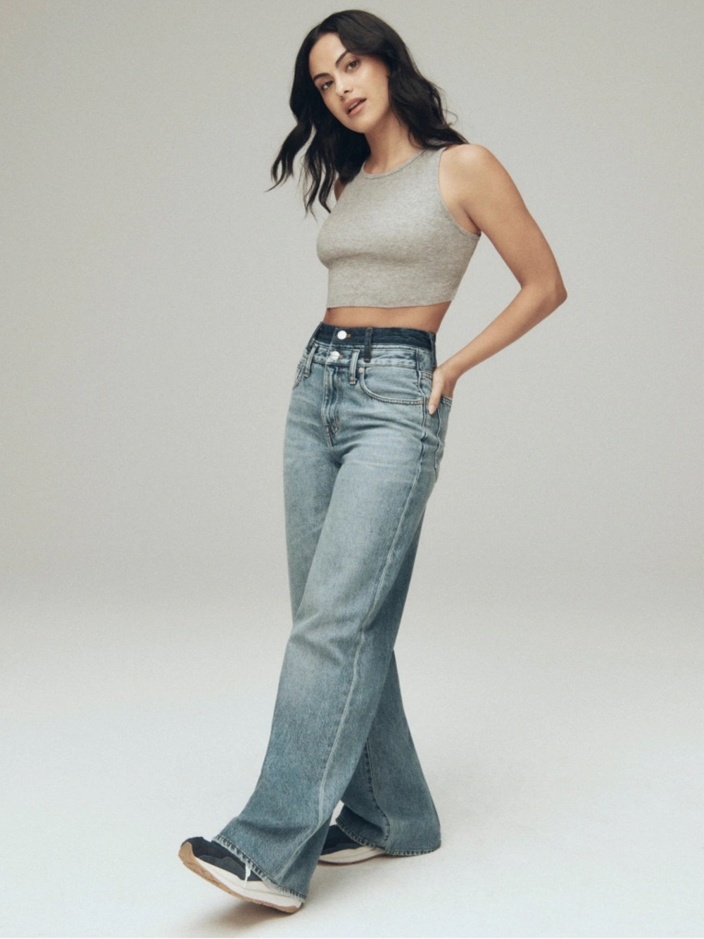 Madewell x Molly Dickson High-Rise Wide-Leg Jeans in Light Blue Wash baggy